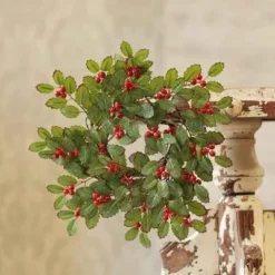 Berry Candle Ring - Red-Tipped Holly With Berries - 3.5in