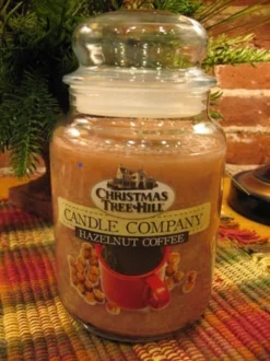 Christmas Tree Hill Candle - Hazelnut Coffee - 26oz