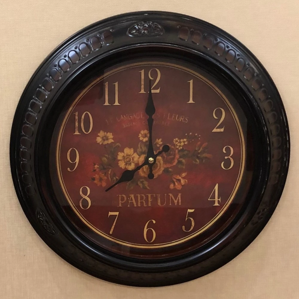 Decorative Wall Clock - Metal - Parfum - 13.5in